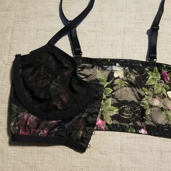 Bralette - Picture 4 of 9